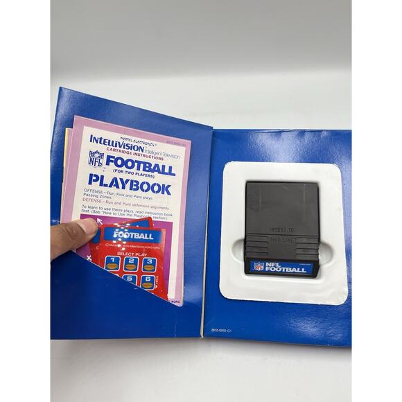 NFL Football Intellivision Game With Box Manual, And Overlays Mattel - Picture 2 of 6